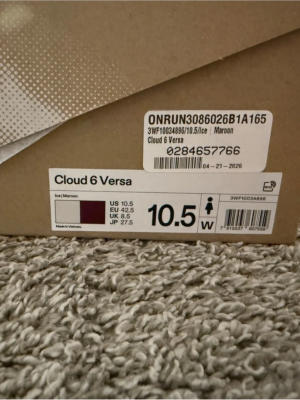 NIN On Cloud 6 Versa Sneakers ice maroon